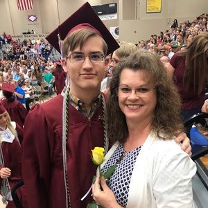 Meet your Posher, Leora